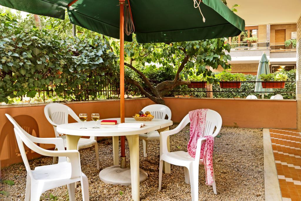 Aurelia Residence San Pietro Aparthotel Roma Exterior foto