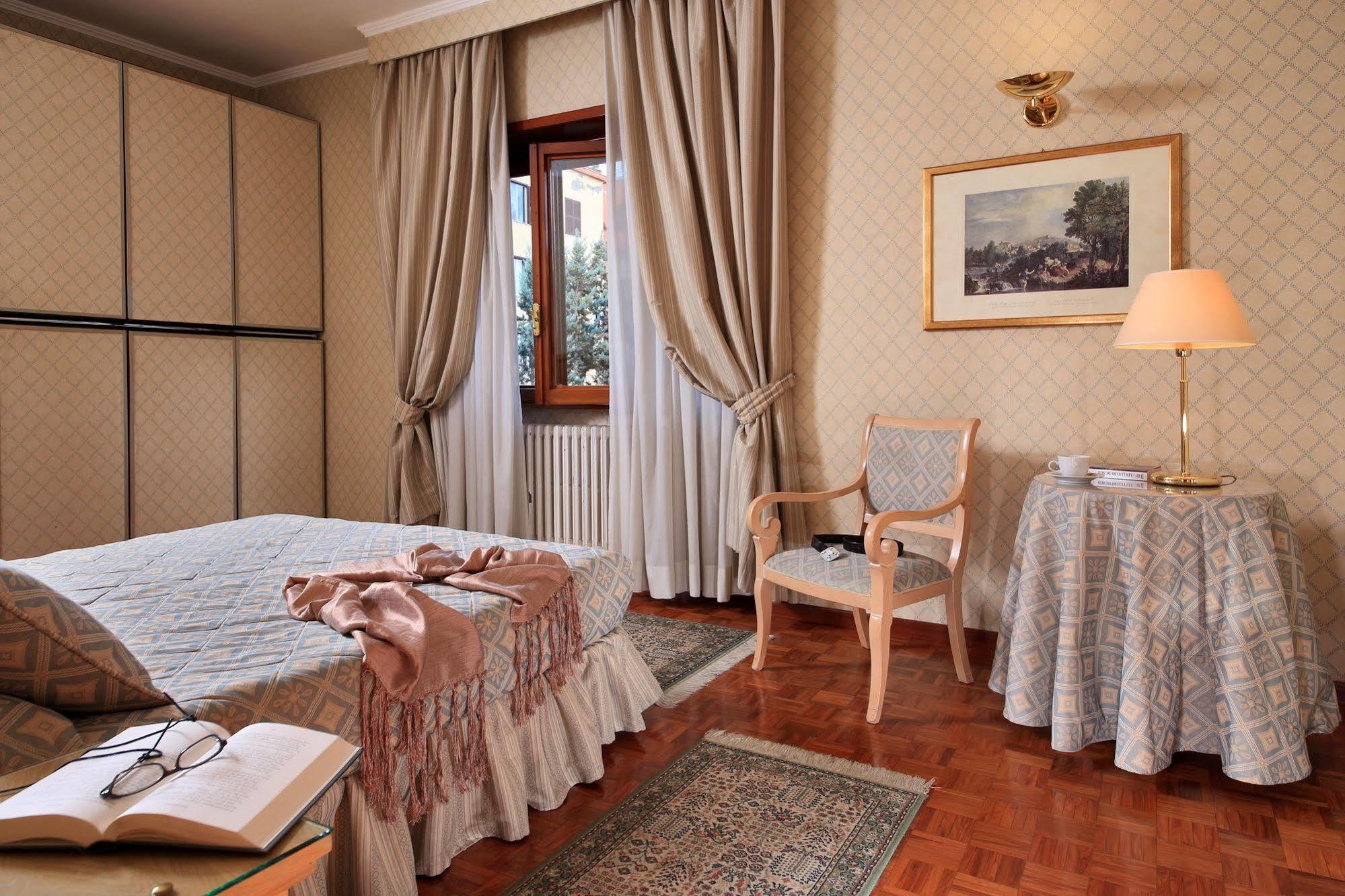 Aurelia Residence San Pietro Aparthotel Roma Exterior foto